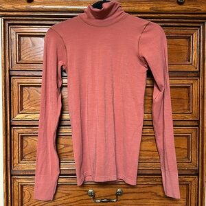 NWOT Athleta Foresthill Ascent Seamless Turtleneck